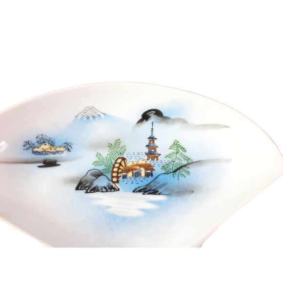 Kutani China Handled Serving Dish 3 Divided White Dish Scenic Mountains 19.5"Vtg - Picture 4 of 8